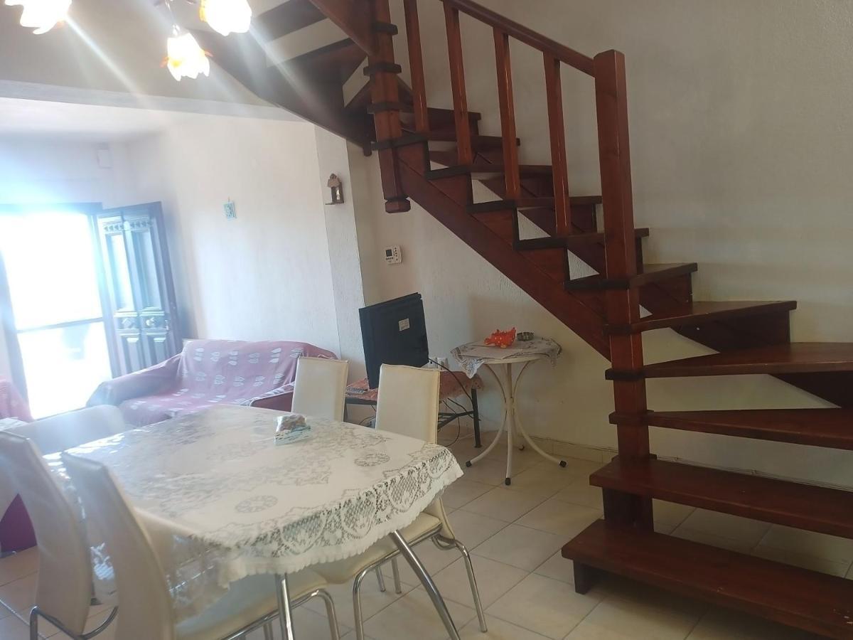 Μεζονετα Apartment Nea Roda Exterior photo
